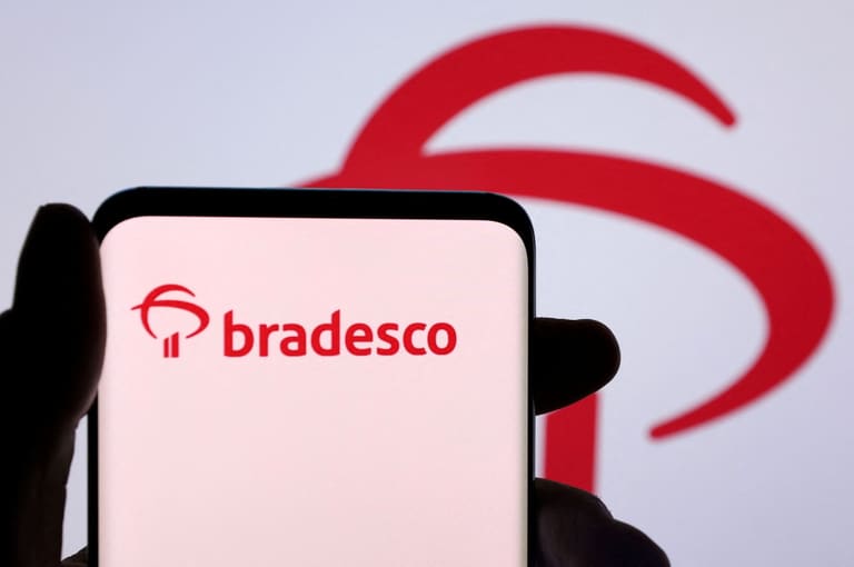 ATENÇÃO! Bradesco estende oferta de isenção de anuidade em cartões