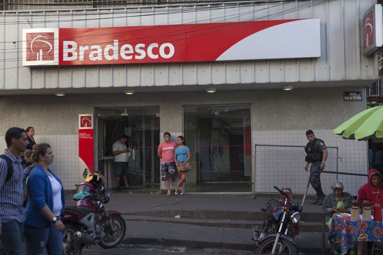 Veja o novo cartão de crédito sem anuidade do Bradesco