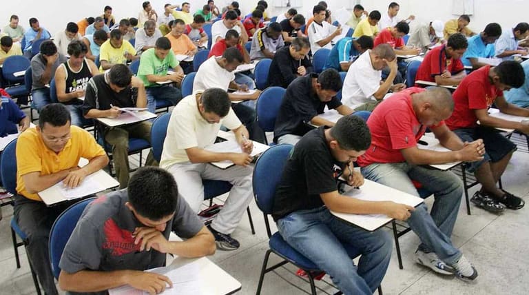 Concurso CAIXA bate recorde de inscritos! Confira a concorrência por vaga Concurso CAIXA bate recorde de inscritos! Confira a concorrência por vaga