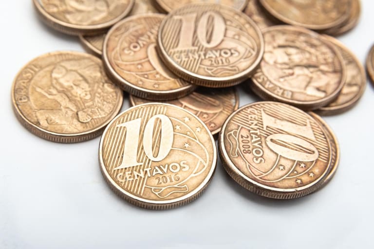 Falha encontrada em moedas de 10 CENTAVOS aumenta valor dos itens para R$ 200