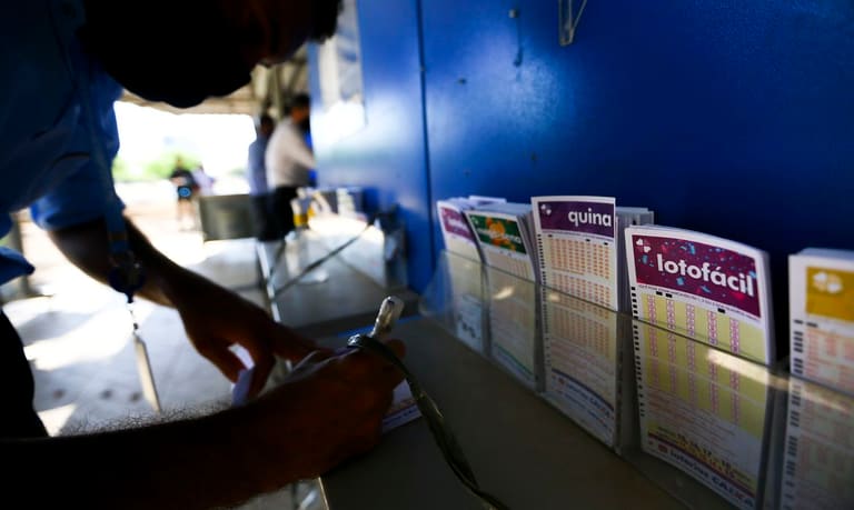 QUINA: Prêmio chega a R$ 42 MILHÕES; Concurso acontece na segunda (22)