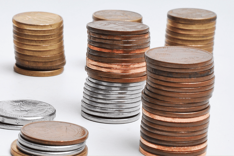 Moedas raras estão gerando grande interesse entre colecionadores, com valores que podem ultrapassar milhares de reais.