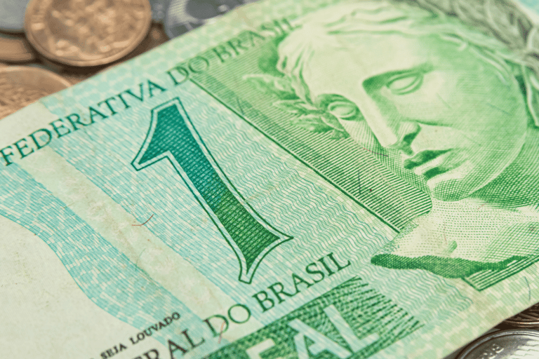 Descubra como ganhar uma boa grana no mercado com notas de 1 real.