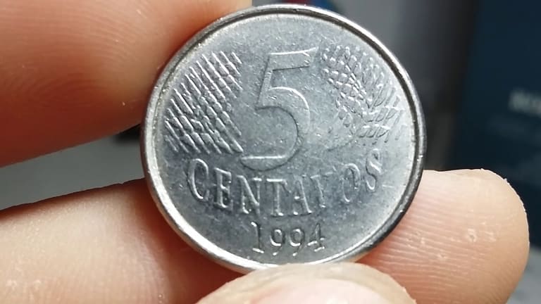 Moeda rara de 5 centavos valorizou e pode estar na sua casa agora
