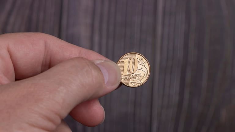 Moedas raras podem ter valores diferenciados caso tenham este defeito; veja como identificar Moedas raras podem ter valores diferenciados caso tenham este defeito; veja como identificar