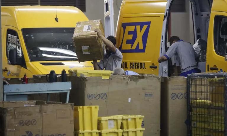 É Essencial Estudar os Conhecimentos Específicos Relacionados ao Cargo Desejado. Imagem: Agência Brasil.