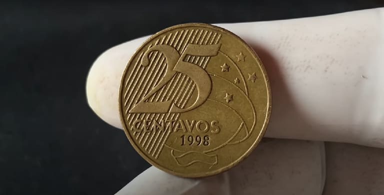 A Moeda de 25 Centavos de 1998 e o Fascínio pelos Erros de Cunhagem