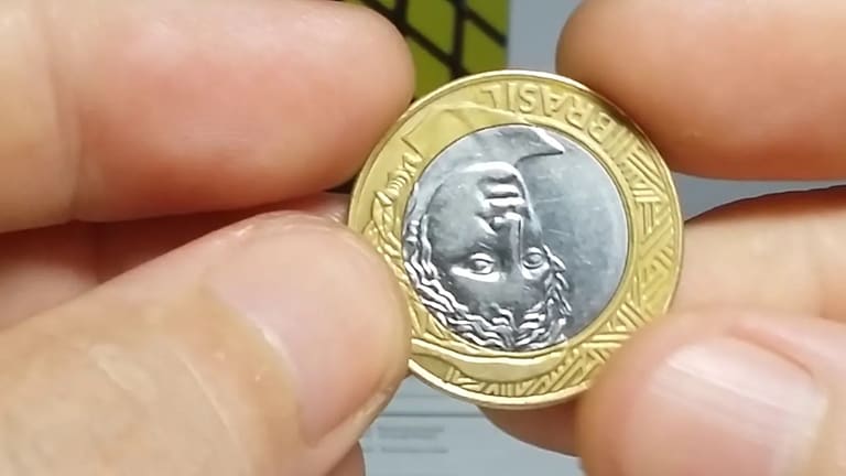 Veja como transformar uma moeda de 1 real de 2005 em R$ 550 em 2025 Veja como transformar uma moeda de 1 real de 2005 em R$ 550 em 2025