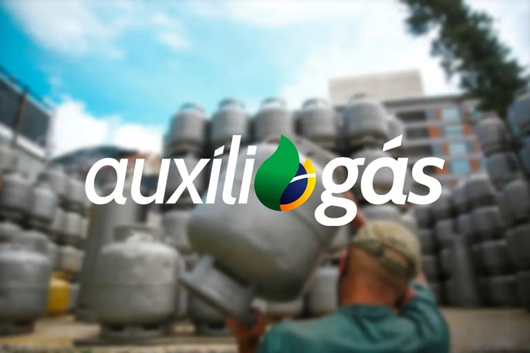 Imagem ilustrativa de um trabalhador manuseando botijões de gás com logo do Auxílio Gás em destaque.