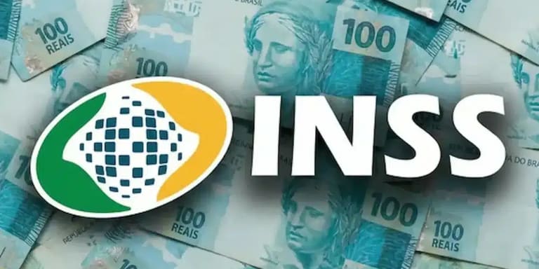13º salário INSS 2026 Notas de 100 reais com o logo do INSS sobrepostas, ilustrando o pagamento do 13º salário aos beneficiários.