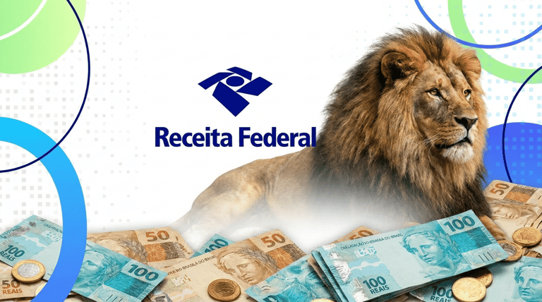 Leão símbolo da Receita Federal ao lado da logomarca e cédulas de real, representando o recorde do Imposto de Renda 2026